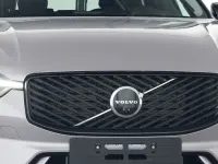 Gebraucht Volvo XC60 Plus 250 PS (183 kW) 2025 Silber SUV