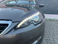 Gebraucht Peugeot 308 Allure 131 PS (96 kW) 2015 Grau Limousine