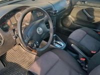 Gebraucht VW Golf IV 102 PS (75 kW) 2002 Grün Kleinwagen