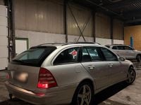 Gebraucht Mercedes C320 224 PS (164 kW) 2006 Silber Kombi