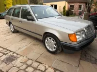 Gebraucht Mercedes 300 109 PS (80 kW) 1988 Gold Kombi