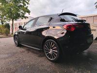Gebraucht Alfa Romeo Giulietta 170 PS (125 kW) 2012 Schwarz Kleinwagen