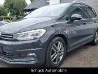 Gebraucht VW Touran United 150 PS (110 kW) 2021 Grau Van / Kleinbus