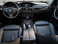Gebraucht BMW 330 258 PS (189 kW) 2005 Grau Limousine