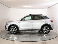 Neu VW T-Roc R-line 150 PS (110 kW) 2025 Silber (pyritsilber metallic/s.../silber) SUV
