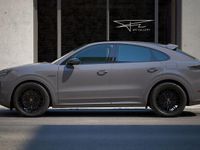 Neu Porsche Cayenne E-Hybrid Coupe Black Edition 470 PS (345 kW) 2026 Arktikgrau Coupé