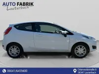 Gebraucht Ford Fiesta Trend 60 PS (44 kW) 2013 Weiß Limousine