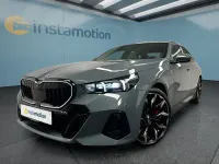 Gebraucht BMW 550e 489 PS (359 kW) 2025 Grün Limousine