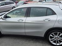 Gebraucht Mercedes GLA250 211 PS (155 kW) 2016 Silber SUV