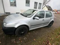 Gebraucht VW Golf IV 115 PS (84 kW) 2001 Silber Kleinwagen