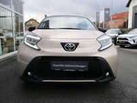 Gebraucht Toyota Aygo Style 72 PS (52 kW) 2023 Ginger beige/ dach schwarz Kleinwagen