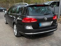 Gebraucht VW Passat 140 PS (102 kW) 2012 Grau Kombi