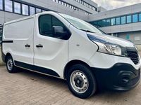 Gebraucht Renault Trafic 90 PS (66 kW) 2016 Weiß Van / Kleinbus