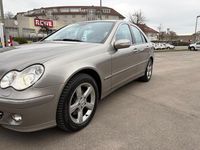 Gebraucht Mercedes C280 231 PS (169 kW) 2005 Gold Limousine