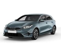Neu Kia Ceed Silver 140 PS (102 kW) 2025 Yucca stahlgrau metallic Kleinwagen