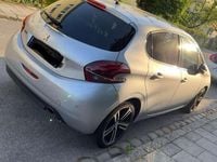 Gebraucht Peugeot 208 Allure 110 PS (80 kW) 2017 Kleinwagen