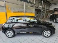 Gebraucht Suzuki Swift 83 PS (61 kW) 2024 Super black pearl (metallic) Kleinwagen
