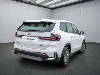 Gebraucht BMW iX1 230 kW (313 PS) 2023 Weiß SUV