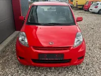 Gebraucht Daihatsu Sirion 69 PS (50 kW) 2009 Rot Kleinwagen