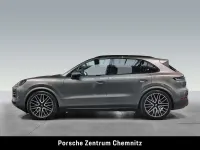 Używany Porsche Cayenne 470 KM (345 kW) 2024 Szary SUV