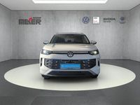 Używany VW Tayron Elegance 150 KM (110 kW) 2025 Biały SUV