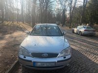 Gebraucht Ford Mondeo 145 PS (106 kW) 2001 Grau Limousine