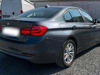 Gebraucht BMW 318 136 PS (100 kW) 2018 Grau Limousine