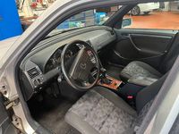 Gebraucht Mercedes C180 122 PS (89 kW) 1999 Silber Limousine