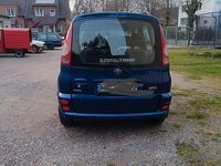 Gebraucht Toyota Yaris Verso 87 PS (63 kW) 2002 Blau Van / Kleinbus
