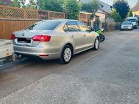 Gebraucht VW Jetta Life 105 PS (77 kW) 2013 Gold Limousine