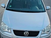 Gebraucht VW Polo 64 PS (47 kW) 2007 Silber Kleinwagen
