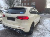 Gebraucht Mercedes B200 150 PS (110 kW) 2022 Beige Van / Kleinbus