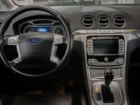 Gebraucht Ford S-MAX Titanium 140 PS (102 kW) 2009 Grün Van / Kleinbus