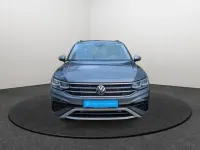Gebraucht VW Tiguan Allspace Elegance 200 PS (147 kW) 2023 Grau SUV
