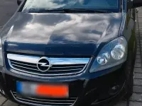 Gebraucht Opel Zafira 140 PS (102 kW) 2011 Schwarz Van / Kleinbus