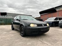 Gebraucht VW Golf IV 105 PS (77 kW) 2001 Schwarz Kleinwagen