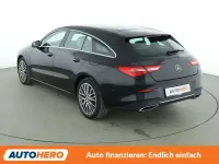 Gebraucht Mercedes CLA220 Shooting Brake 190 PS (139 kW) 2021 Kosmosschwarz Kombi