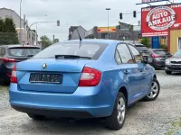 Używany Skoda Rapid 105 KM (77 kW) 2013 Niebieski Hatchback
