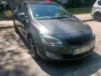 Gebraucht Opel Astra 140 PS (102 kW) 2011 Grau Limousine