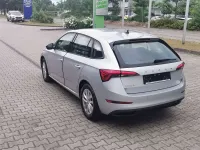 Gebraucht Skoda Scala Ambition 110 PS (80 kW) 2023 Brilliantsilber metallic Kleinwagen