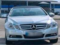 Gebraucht Mercedes E220 170 PS (125 kW) 2010 Silber Cabrio