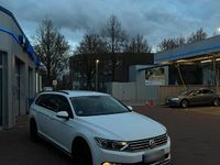Gebraucht VW Passat 150 PS (110 kW) 2015 Weiß Kombi