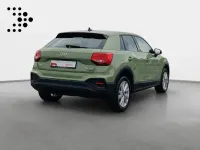 Gebraucht Audi Q2 Comfort 150 PS (110 kW) 2023 Apfelgrün metallic SUV