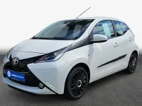Gebraucht Toyota Aygo Basis 72 PS (52 kW) 2017 Pianosaweiß Kleinwagen