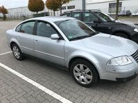 Usata VW Passat 194 CV (142 kW) 2003 Grigio Berlina