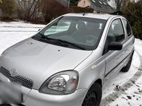 Gebraucht Toyota Yaris Sol 85 PS (62 kW) 2000 Silber Kleinwagen