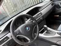 Gebraucht BMW 325 218 PS (160 kW) 2007 Kombi