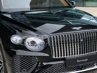 Neu Bentley Bentayga 551 PS (405 kW) 2026 Schwarz SUV