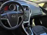 Gebraucht Opel Astra Edition 140 PS (102 kW) 2015 Grau Limousine