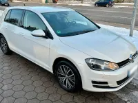 Gebraucht VW Golf VII Allstar 110 PS (80 kW) 2017 Weiß Coupé